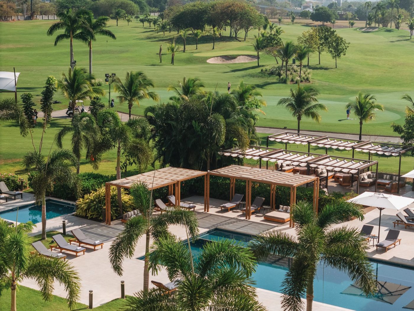 Pool and course at The Santa Maria